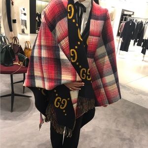 AUTHENTIC Gucci shawl